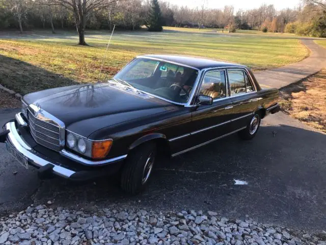 1974 Mercedes-Benz 400-Series