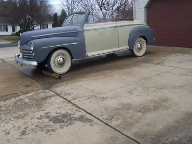 1947 Ford De Luxe convertible DeLuxe