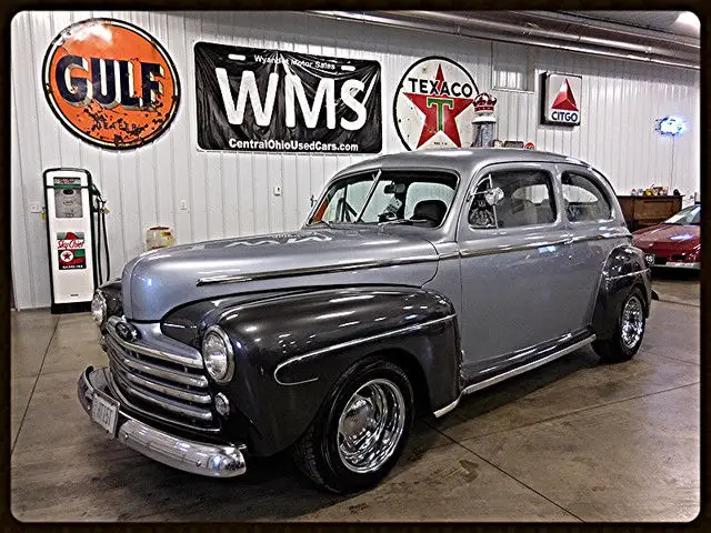 1948 Ford Super Deluxe