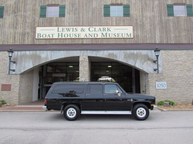 1988 Chevrolet Suburban 3/4 Ton