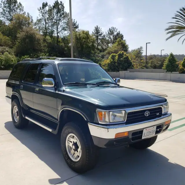 1994 Toyota 4Runner SR5 Sport Utility 4-Door