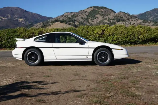 1988 Pontiac Fiero GT