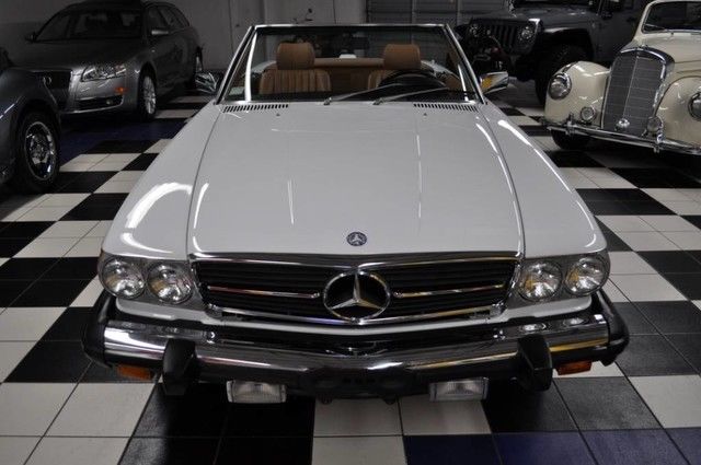 1986 Mercedes-Benz SL-Class ONLY 42 MILES - ALL RECORDS SINCE DAY ONE !!