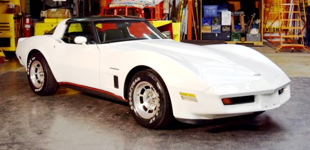 1982 Chevrolet Corvette 50K ORIG MILES & TURN KEY W/ CB