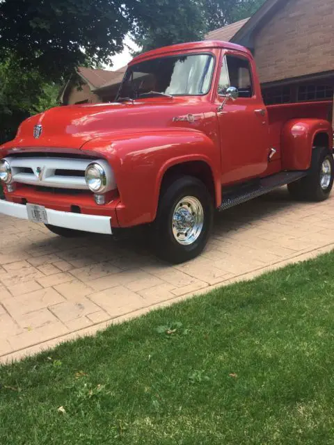 1953 Ford F-100