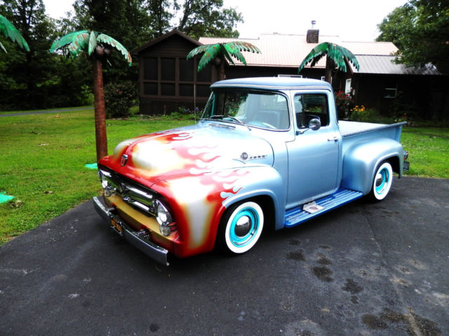 1956 Ford F-100 SHOW TRUCK