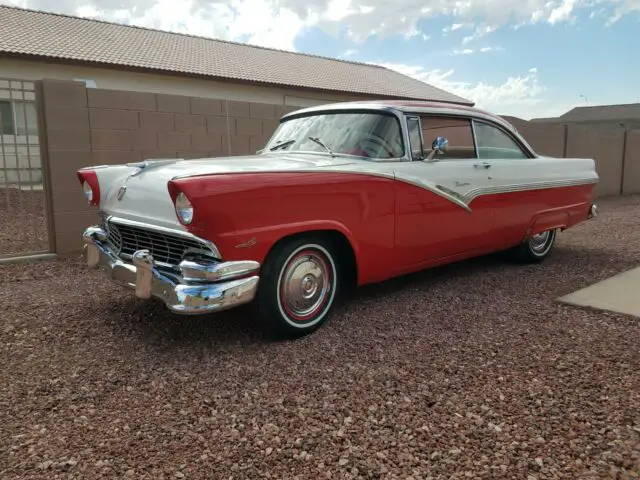 1956 Ford Fairlane Victoria