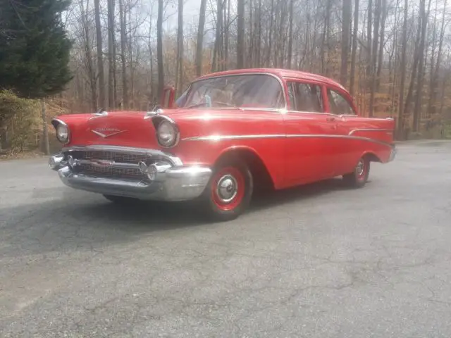 1957 Chevrolet Bel Air/150/210 Red