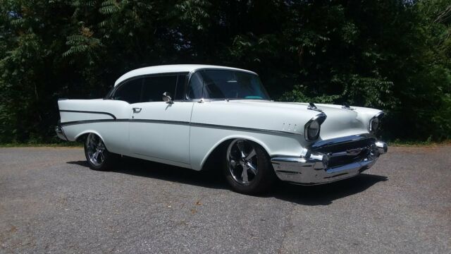 1957 Chevrolet Bel Air/150/210 210