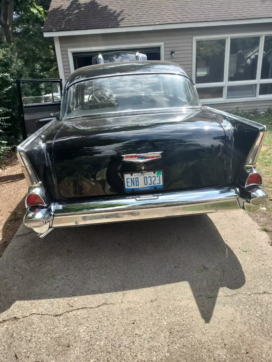 1957 Chevrolet Bel Air/150/210