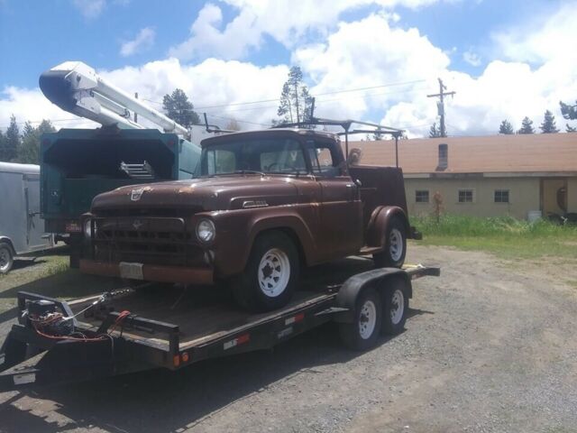 1957 Ford F-100 Utility