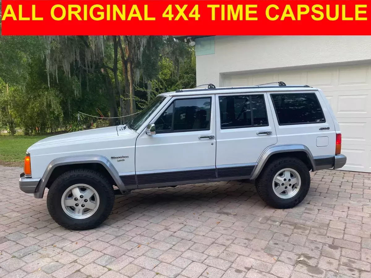 1992 Jeep Cherokee LAREDO