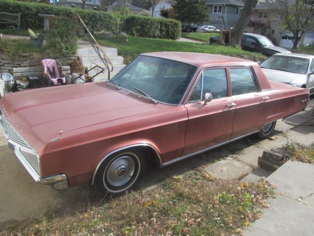 1968 Chrysler Newport Base Hardtop 4-Door