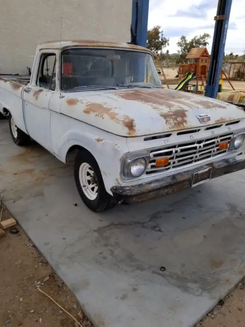 1961 Ford F-100 shortbed