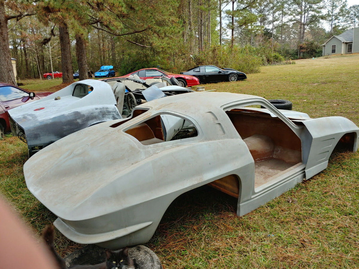 1963 Chevrolet Corvette split window coupe