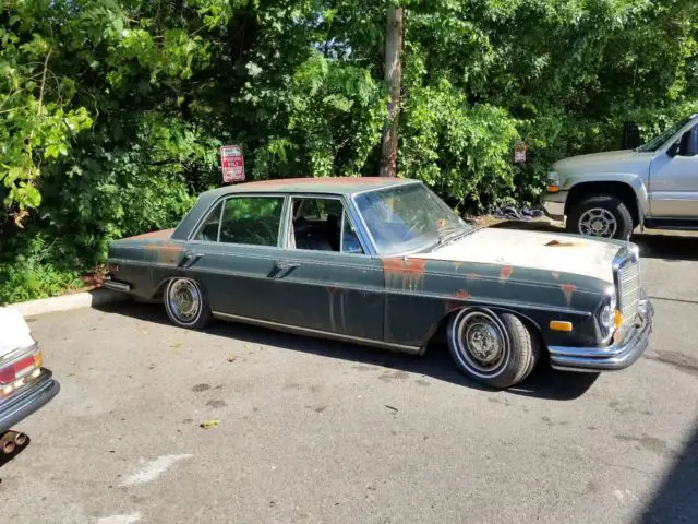 1972 Mercedes-Benz 300-Series