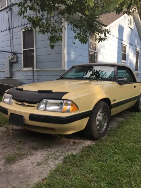 1987 Ford Mustang