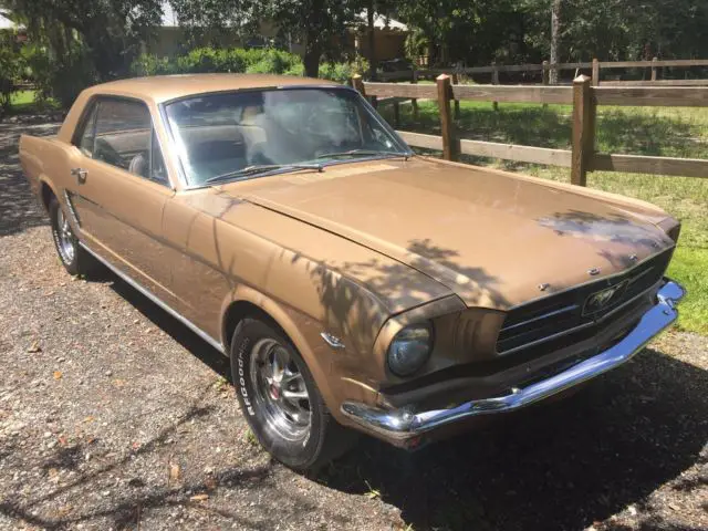 1965 Ford Mustang coupe