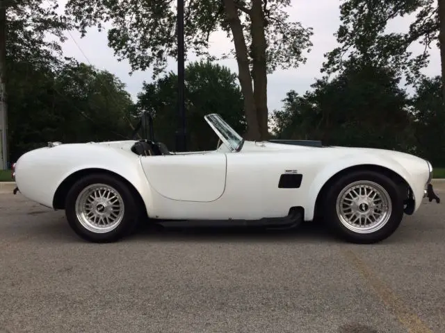 1966 Shelby cobra replica