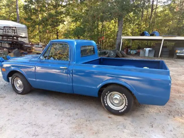 1967 Chevrolet C-10 Gray bench