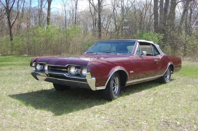 1967 Oldsmobile 442 convertible