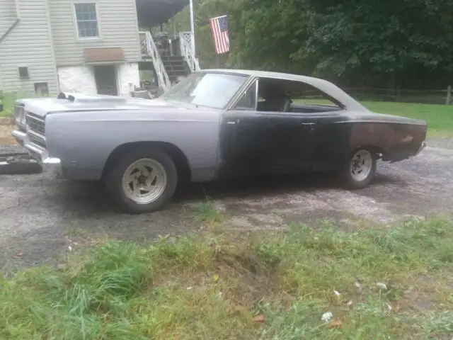 1968 Plymouth Road Runner Green