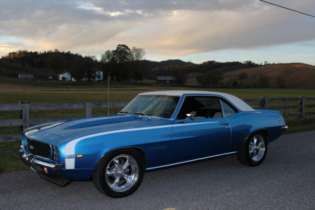 1969 Chevrolet Camaro RS