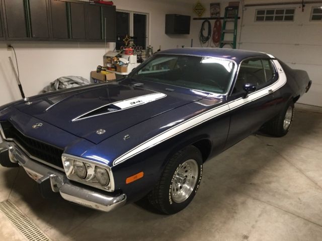 1973 Plymouth Road Runner Black