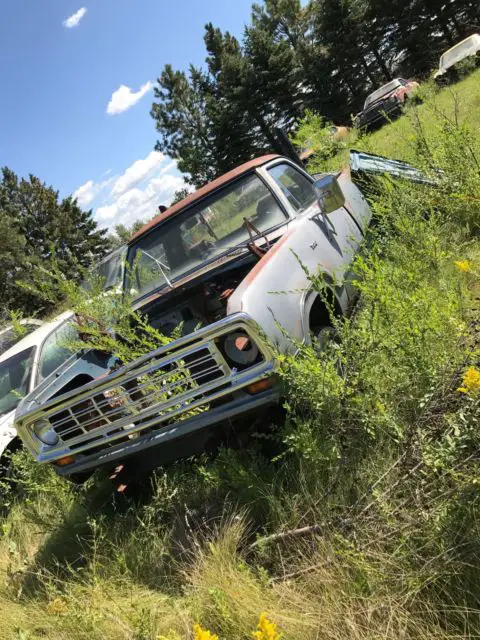 1974 Dodge Power Wagon