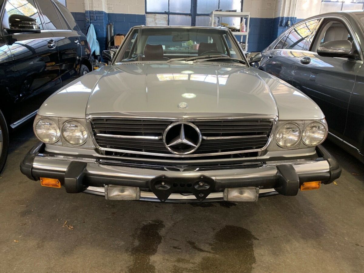 1987 Mercedes-Benz SL-Class