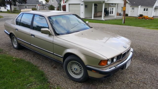 1991 BMW 7-Series iL