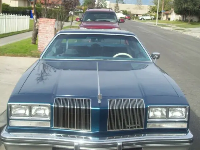 1977 Oldsmobile Cutlass supreme