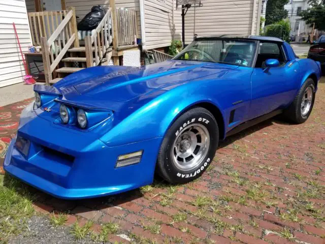 1982 Chevrolet Corvette Blacl