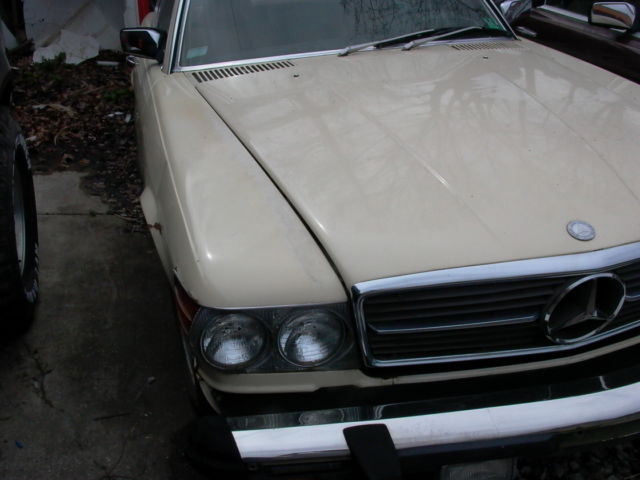 1983 Mercedes-Benz 300-Series