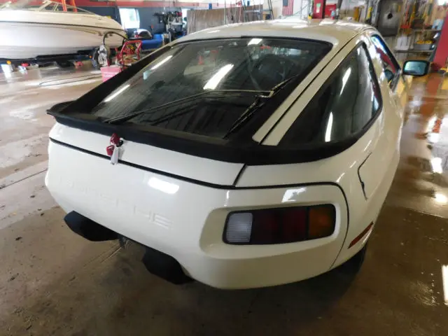 1983 Porsche 928 N/A