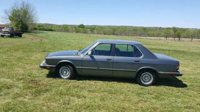 1984 BMW 5-Series