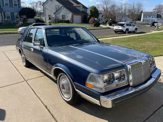 1984 Lincoln Continental Givenchy Designer Series
