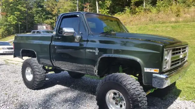 1985 Chevrolet C/K Pickup 1500 Custom deluxe