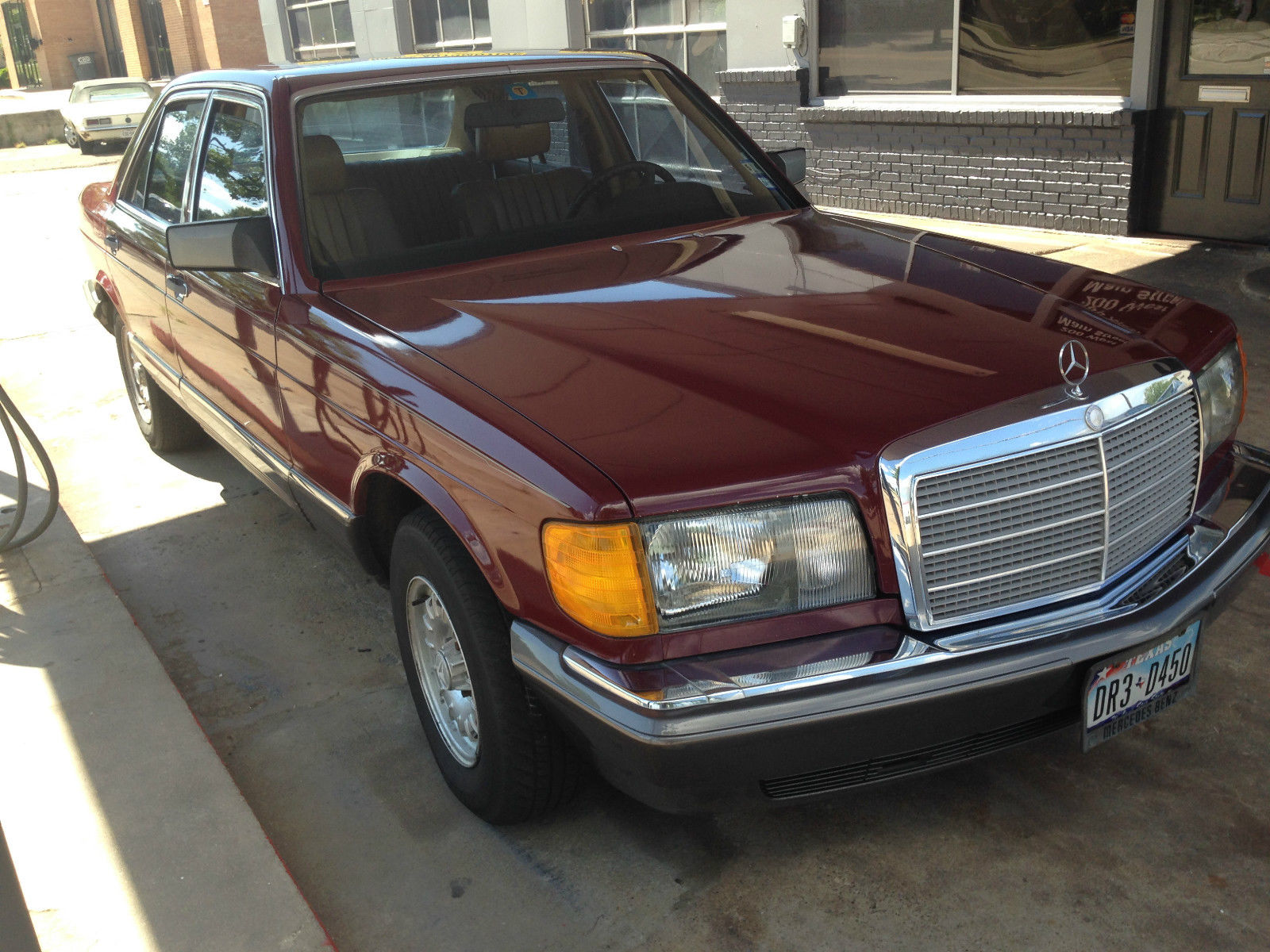 1985 Mercedes-Benz 300-Series 300SD