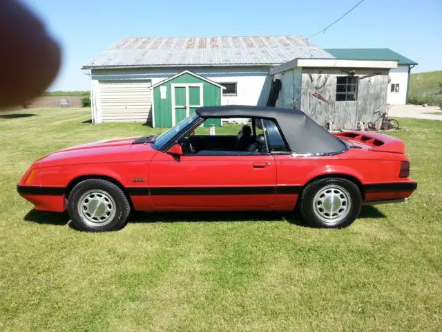 1986 Ford Mustang Black