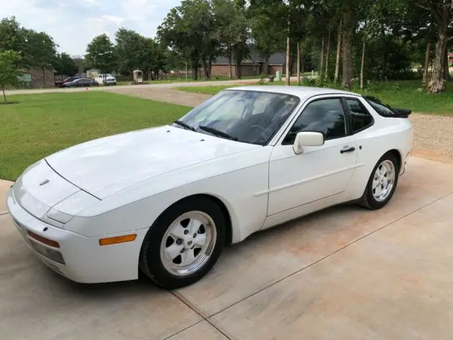 1986 Porsche 944 Turbo