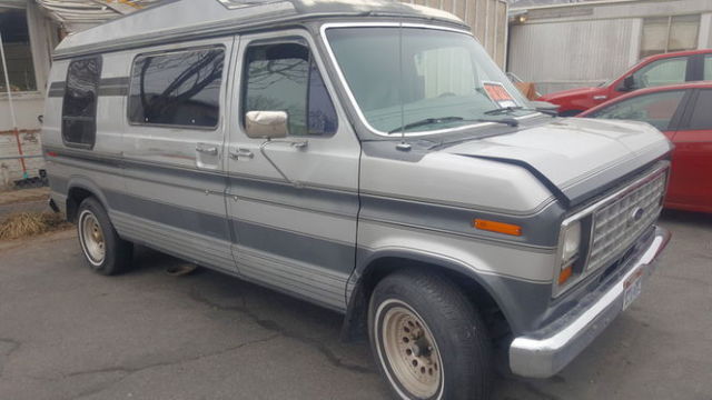 1987 Ford van