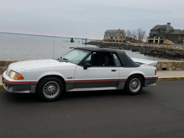 1988 Ford Mustang