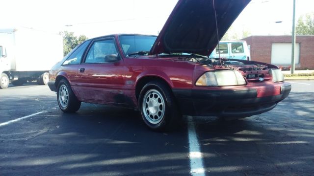 1990 Ford Mustang