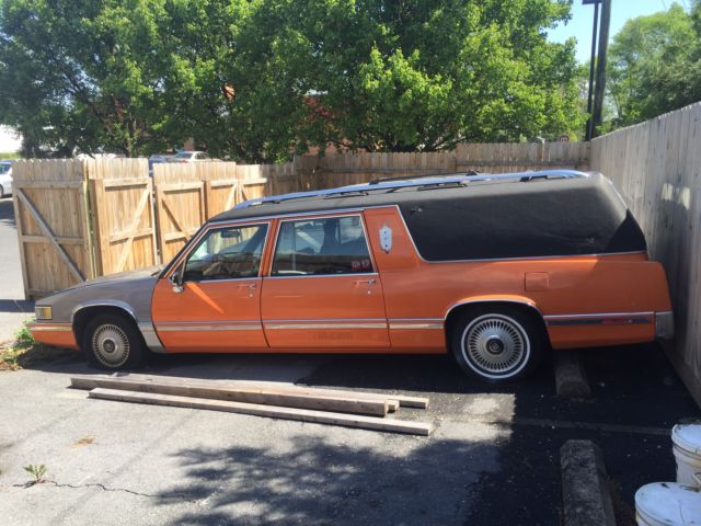 1991 Cadillac Fleetwood Superior Coach Victoria