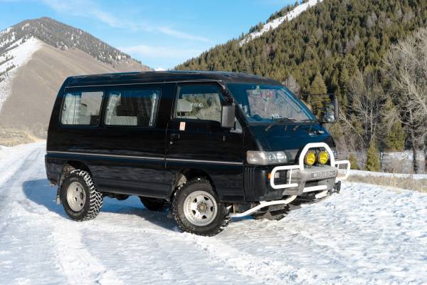 1991 Mitsubishi Delica L300 Starwagon