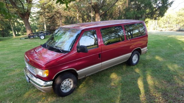 1992 Ford E-Series Van chatue