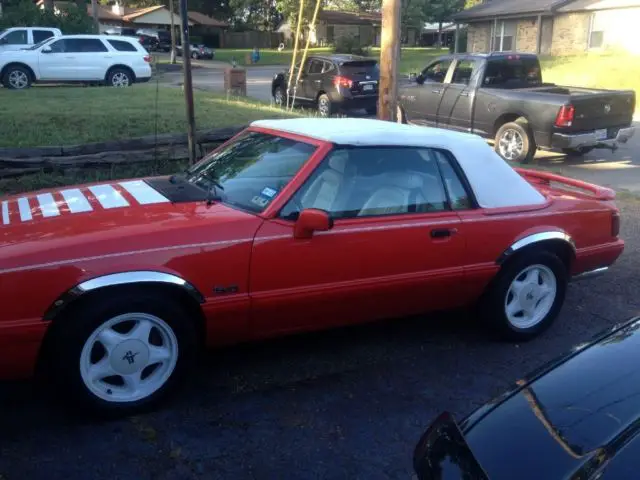 1992 Ford Mustang