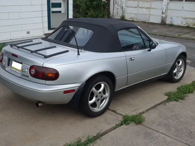 1992 Mazda MX-5 Miata A Option Package