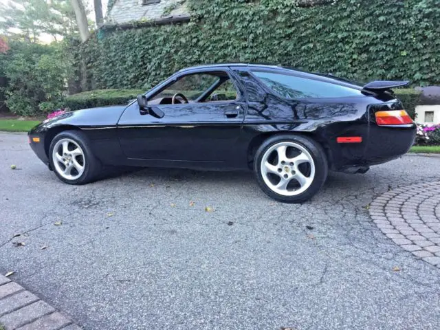 1985 Porsche 928